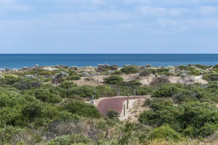 Fifth view of Homely house listing, 124 Foreshore Drive, Singleton WA 6175