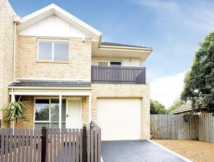 Main view of Homely townhouse listing, 3/10 Pines Grove, Oak Park VIC 3046