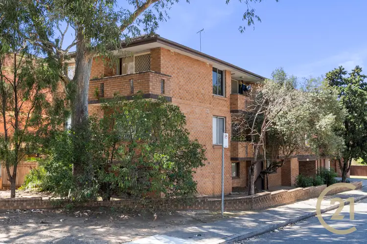 2/14 Charles Street, Liverpool NSW 2170