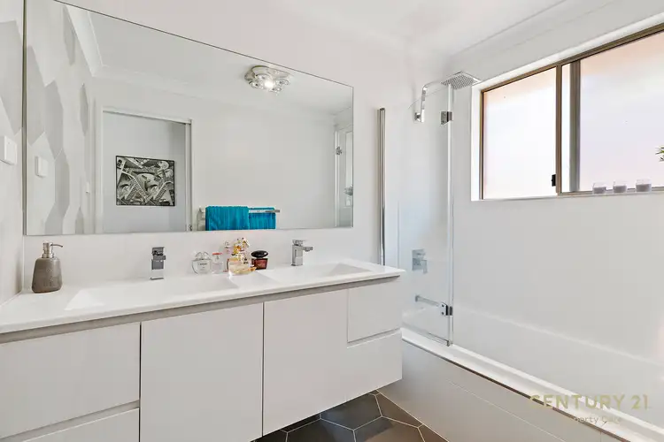Fifth view of Homely house listing, 3 Kalbarri Crescent, Bow Bowing NSW 2566