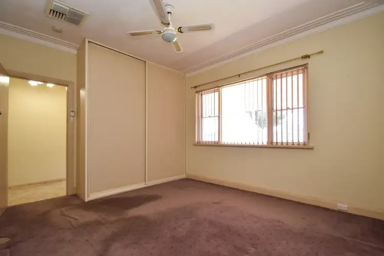 Fifth view of Homely house listing, 472 Crystal Street, Broken Hill NSW 2880