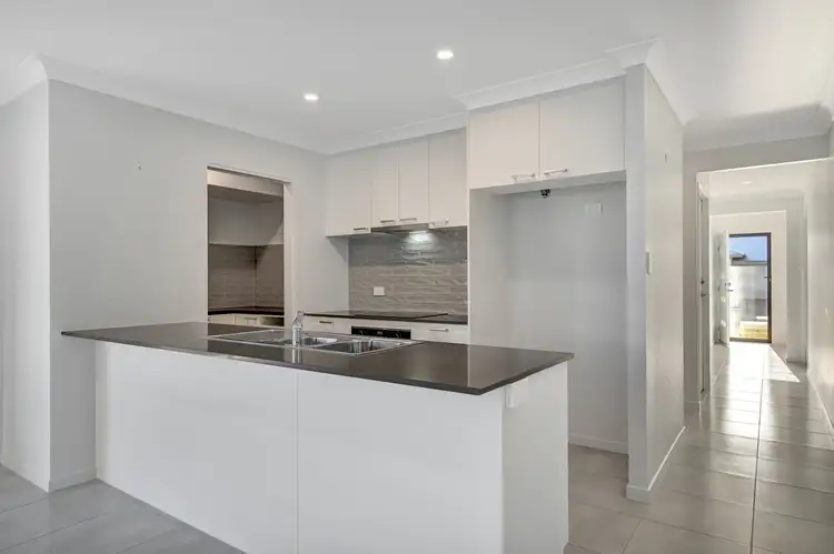 Fifth view of Homely house listing, 9 Clementine Street, Mount Low QLD 4818