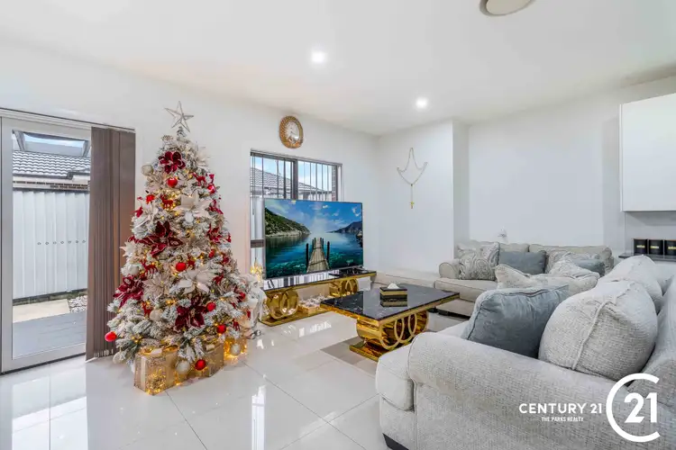 Fifth view of Homely house listing, 2/620 Polding Street, Bossley Park NSW 2176