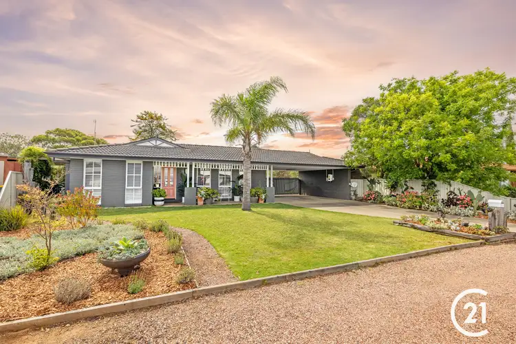 34 Pevensey Place, Echuca VIC 3564