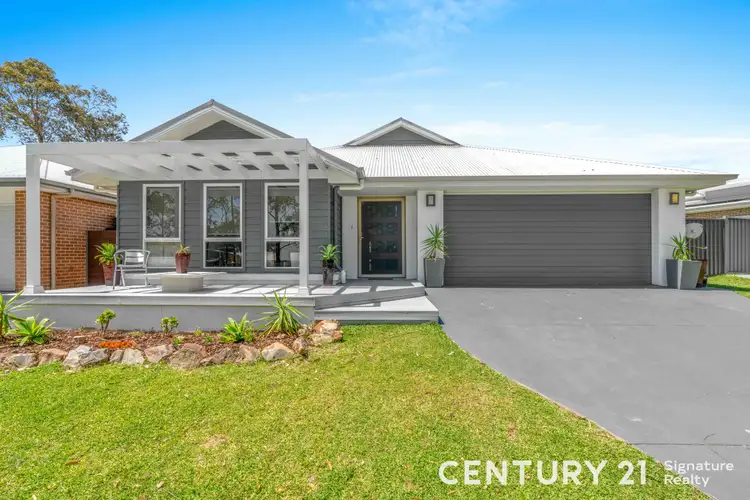 Second view of Homely house listing, 6 Bayswood Avenue, Vincentia NSW 2540