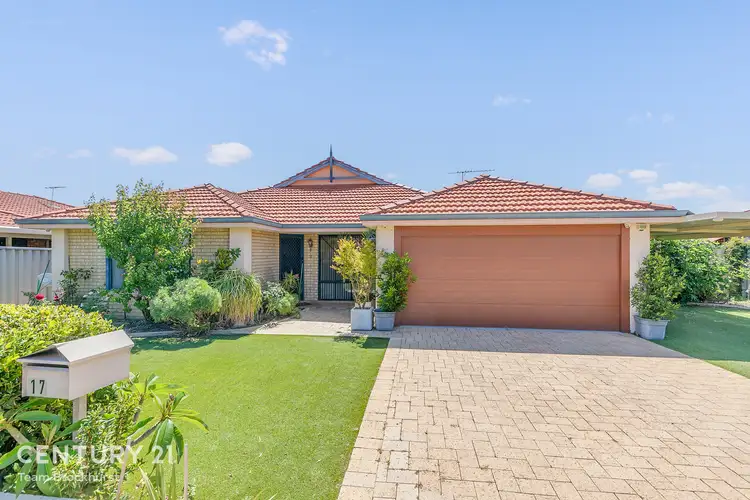 17 Dunlowe Loop, Warnbro WA 6169