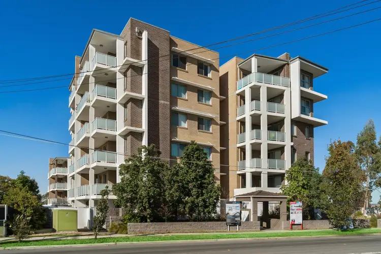 Main view of Homely unit listing, 13/96-98 Nuwarra Road, Moorebank NSW 2170