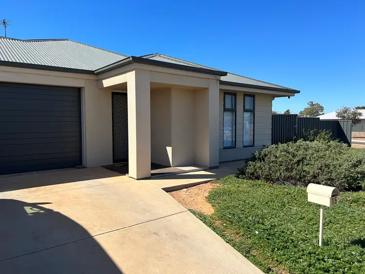 15 Riordan Grove, Port Augusta SA 5700