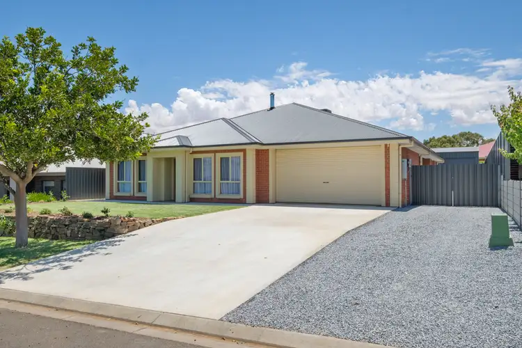 Second view of Homely house listing, 7 Clyde Court, Greenock SA 5360