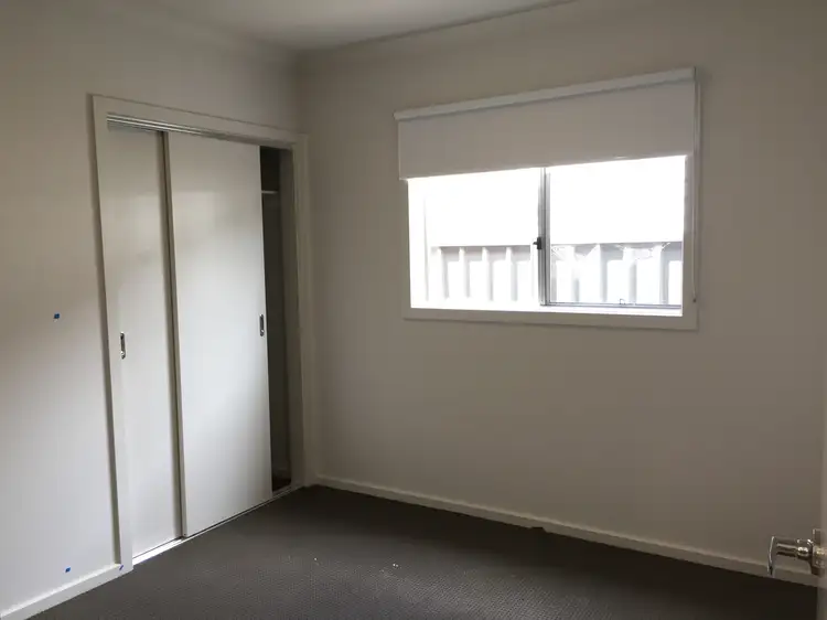 Fifth view of Homely house listing, 10 Mulgra View, Tarneit VIC 3029