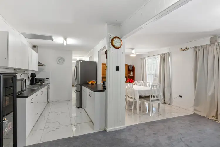 11 Bungarra Street, Hillbank SA 5112