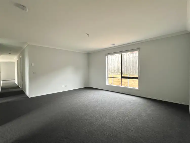 Fifth view of Homely house listing, 3 Tipperary Circuit, Pakenham VIC 3810