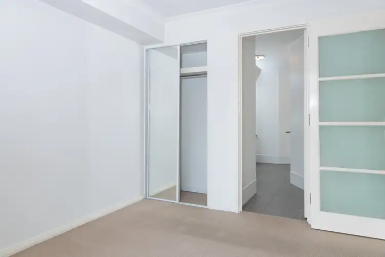 Sixth view of Homely apartment listing, 2/990 Wellington Street, West Perth WA 6005