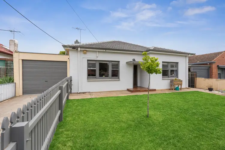 18 Swansea Street, Largs North SA 5016