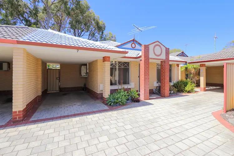 7/4 Marlo Place, Waikiki WA 6169