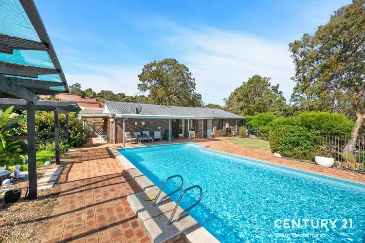 4 Ophelia Grove, Mount Nasura WA 6112