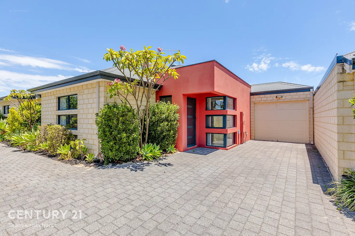 Main view of Homely unit listing, 2/27 John Street, Midland WA 6056