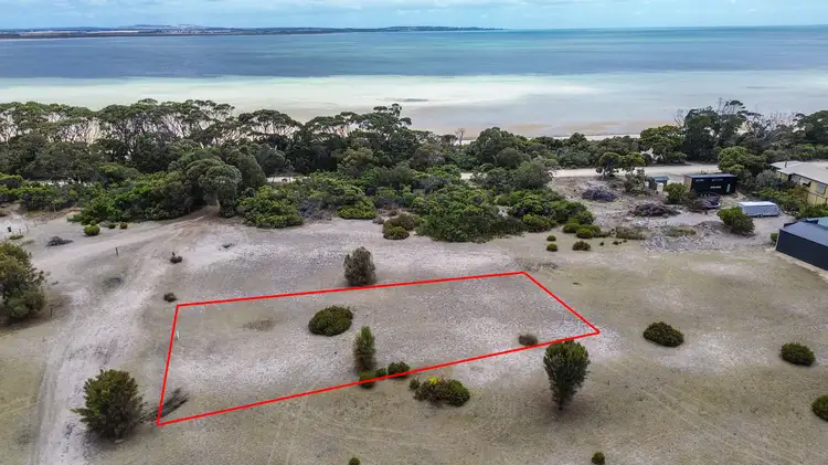 4 Halyard Road, Nepean Bay SA 5223