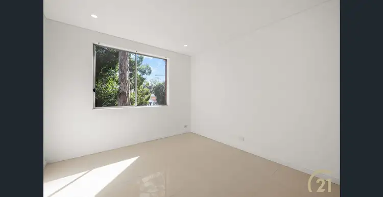 Fifth view of Homely apartment listing, 2/53 Hamilton Road, Fairfield NSW 2165