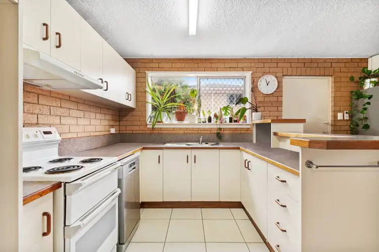 Fourth view of Homely unit listing, 2/9 Pangarinda Place, Mooloolaba QLD 4557