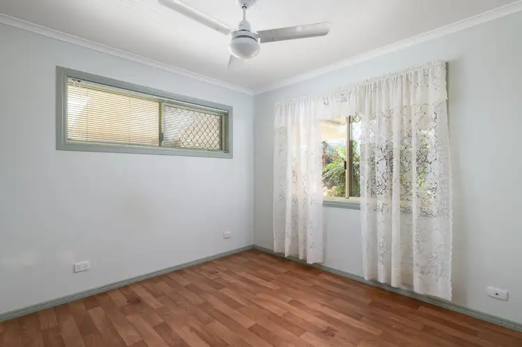 Fifth view of Homely house listing, 4 Westphal Court, Southside QLD 4570