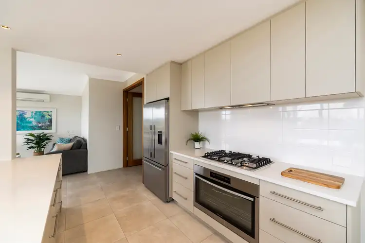 Fourth view of Homely house listing, 62 Sanctuary Circuit, Dawesville WA 6211