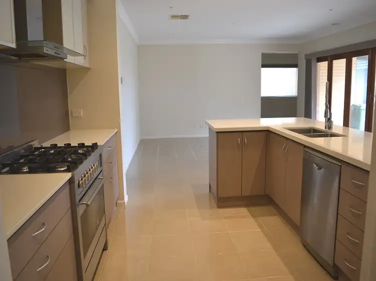 Fifth view of Homely house listing, 28 Park Orchard Drive, Pakenham VIC 3810