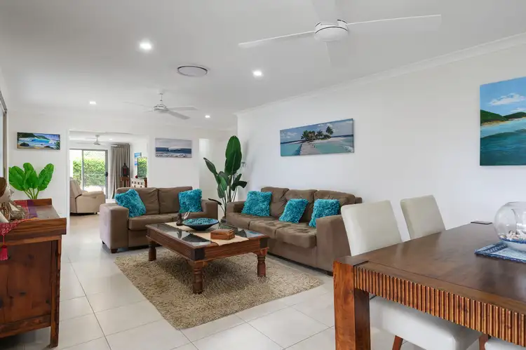 64 Gympie Road, Tin Can Bay QLD 4580