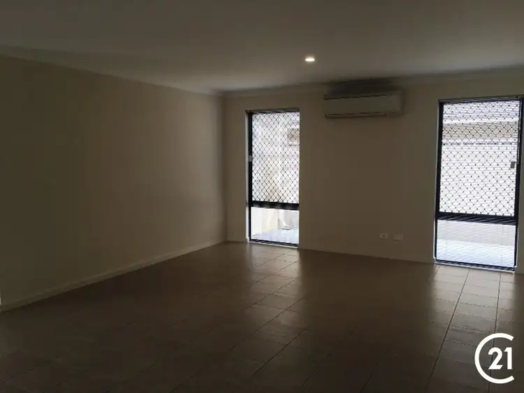 Fifth view of Homely house listing, 10 Rochdale Circle, Meadow Springs WA 6210