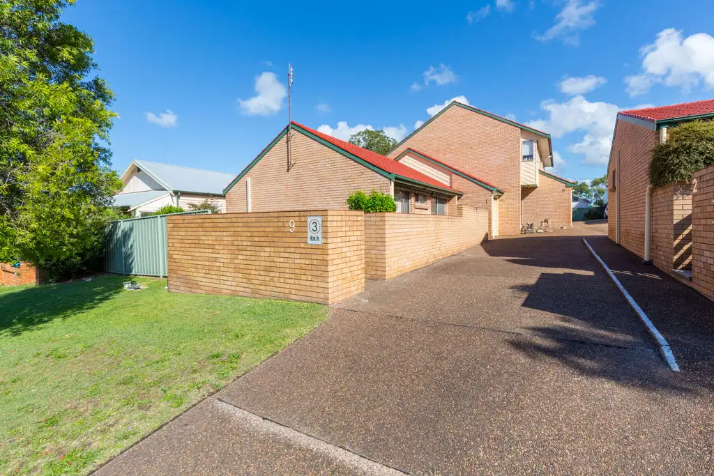 Main view of Homely villa listing, 1/7-9 Albert Street, Speers Point NSW 2284