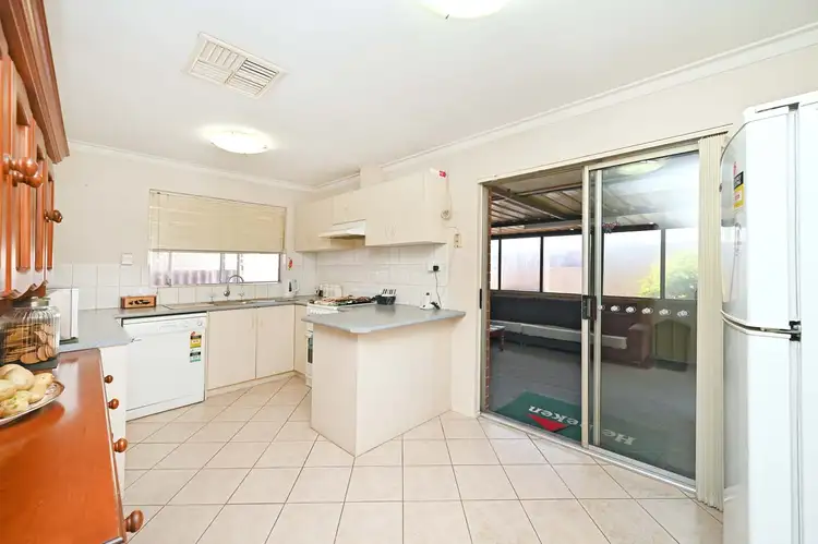 Seventh view of Homely house listing, 12 Cressida Way, Camillo WA 6111