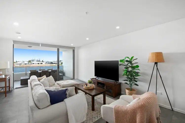 213/1 Waterside Retreat, Birtinya QLD 4575