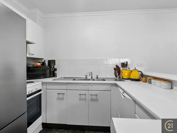 Sixth view of Homely unit listing, 2/94-100 Flora Street, Sutherland NSW 2232