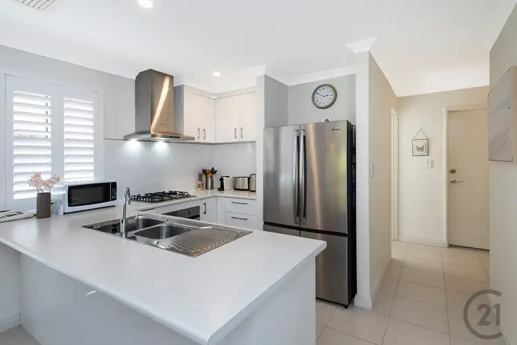 Seventh view of Homely house listing, 11 Autumn Glen, Dawesville WA 6211