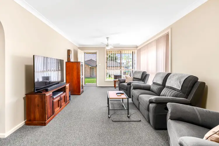 Third view of Homely villa listing, 12/4 Cowmeadow Road, Mount Hutton NSW 2290