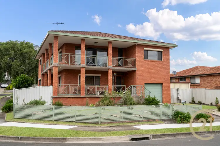 Main view of Homely house listing, 5 Piesley Street, Prairiewood NSW 2176