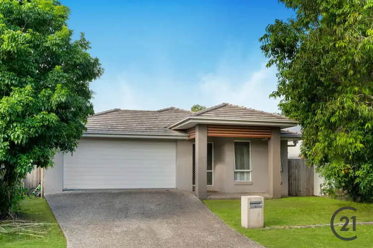6 Drewett Avenue