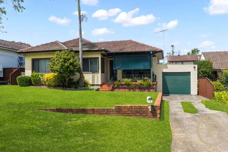 9 Kinross Place, Revesby NSW 2212