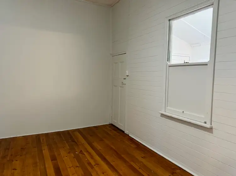 Fourth view of Homely flat listing, 2/48 Crown Street, Maryborough QLD 4650