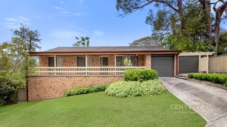 17 Mackellar Circle
