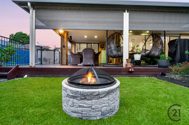53 Oakview Street, Parkinson QLD 4115