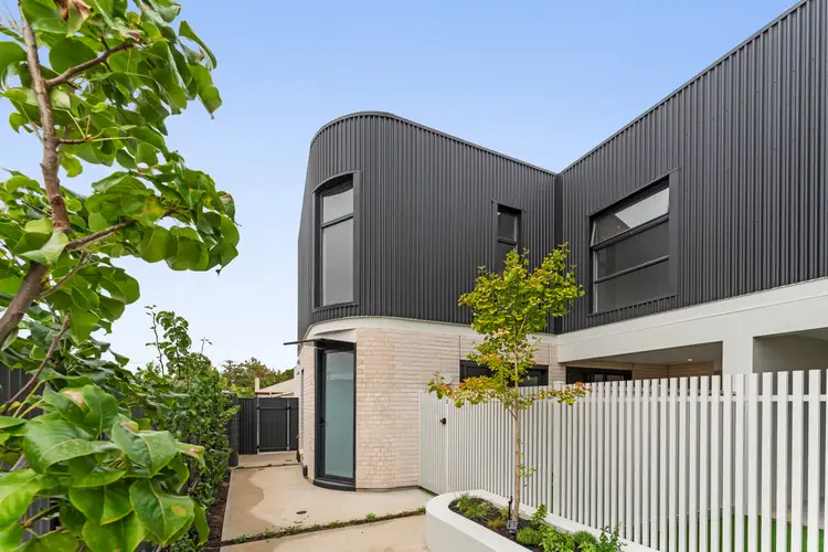 7 Alice Street
