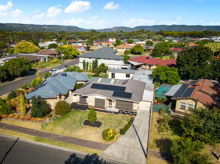 9 Pierre Road, Modbury SA 5092