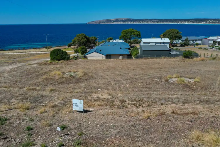 2 Maxwell Terrace, Emu Bay SA 5223