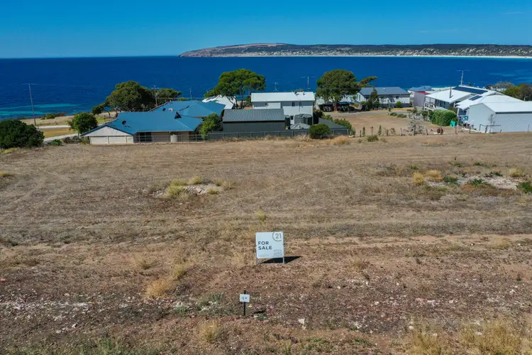 4 Maxwell Terrace, Emu Bay SA 5223