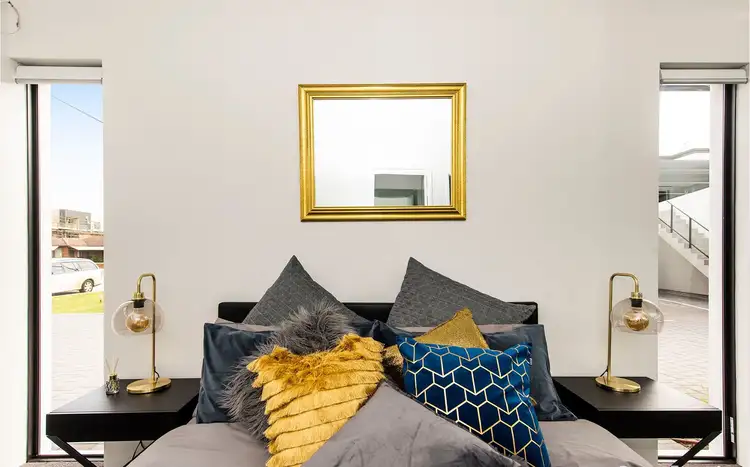 Fourth view of Homely unit listing, 2/213 Fisher Street, Cloverdale WA 6105