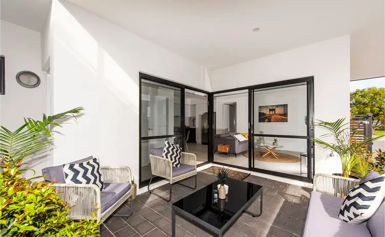 Fifth view of Homely unit listing, 2/213 Fisher Street, Cloverdale WA 6105