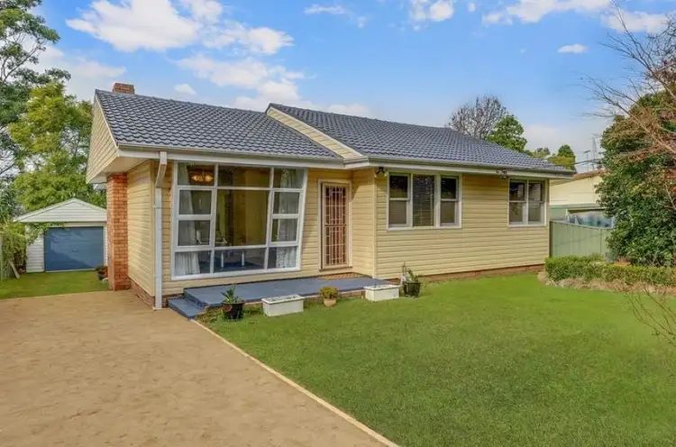 43 Brisbane Avenue, Mount Kuring-Gai NSW 2080