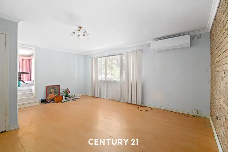 Fifth view of Homely house listing, 1 Clunies Ross Crescent, Mulgrave VIC 3170