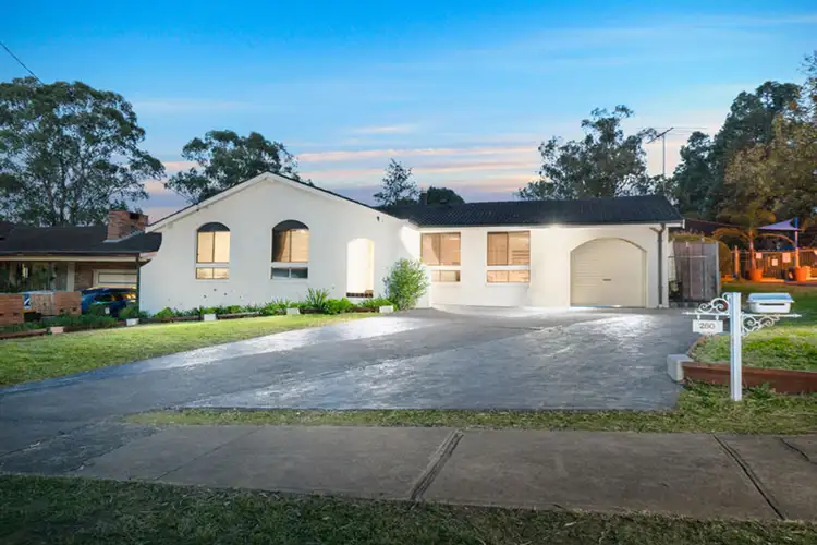 260 Old Hume Highway, Camden South NSW 2570